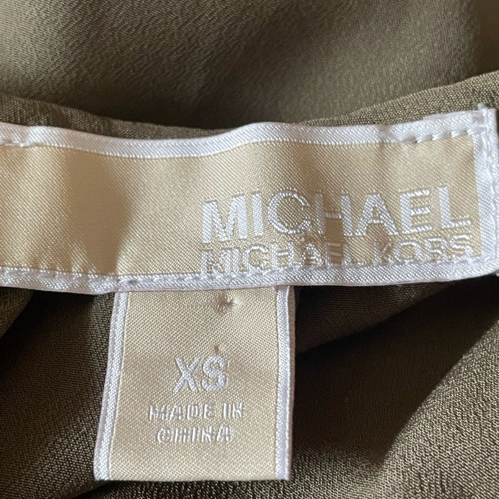 Michael. Michael Kors top - Picture 3 of 6